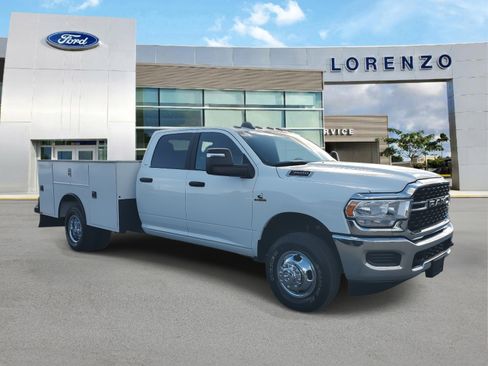 Used 2024 RAM 3500 SLT w/ Quick Order Package 2YG SLT image 3