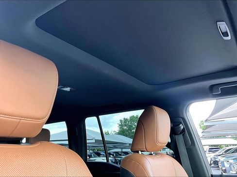 Used 2025 Lexus GX 550 w/ Accessory Package (2T) AWD/4WD image 23