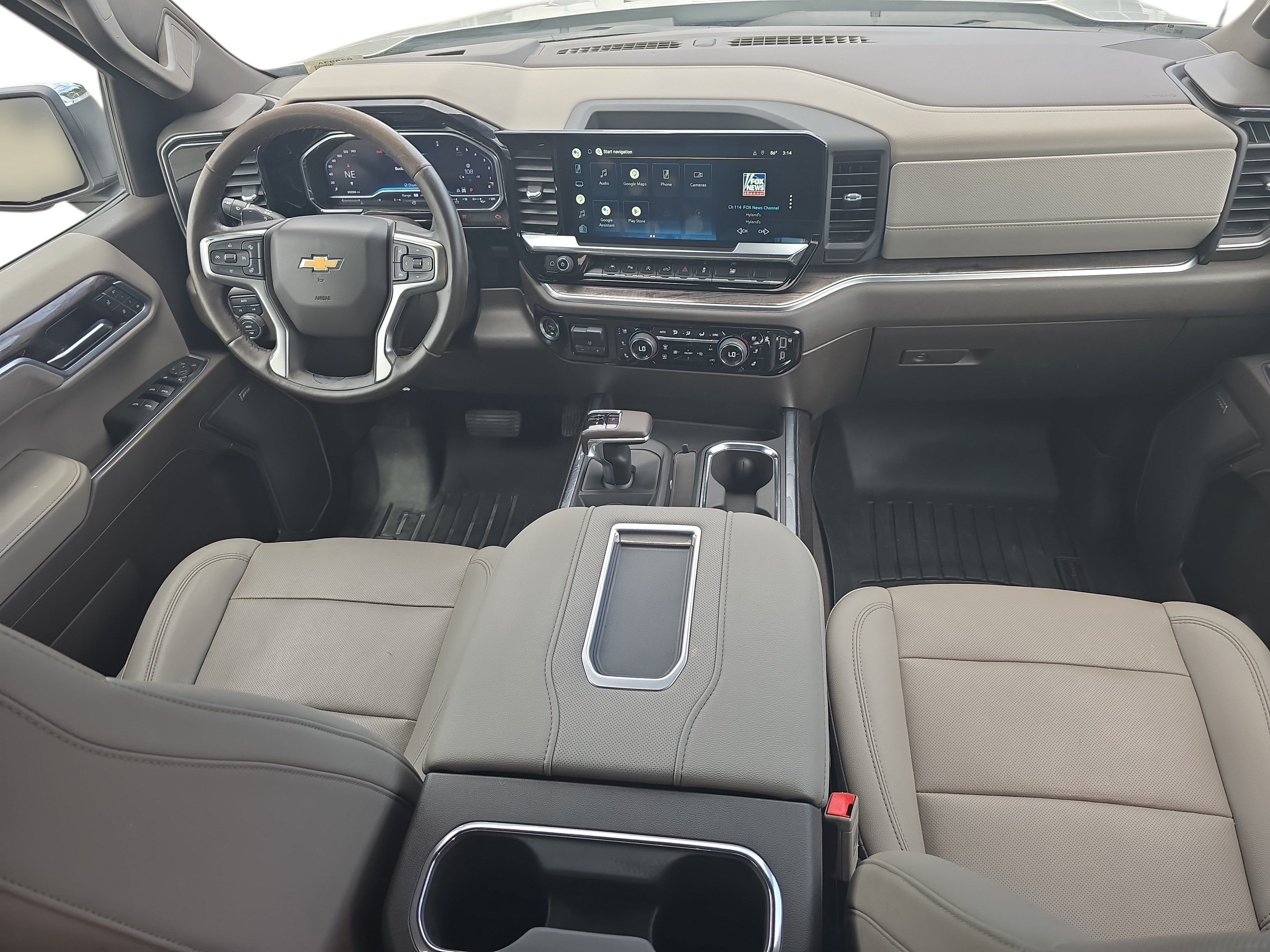Used 2022 Chevrolet Silverado 1500 LTZ w/ Max Trailering Package AWD/4WD image 9