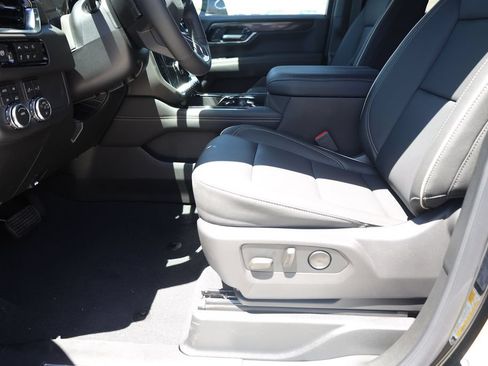New 2026 GMC Yukon XL Elevation AWD/4WD image 11