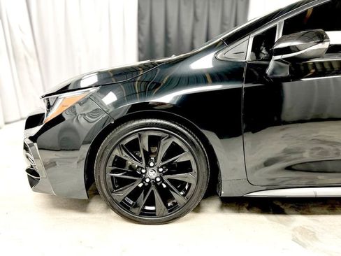 Used 2020 Toyota Corolla SE FWD image 12