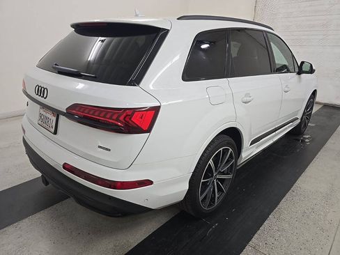 Used 2023 Audi Q7 3.0T Premium Plus w/ Premium Plus Package AWD/4WD image 3