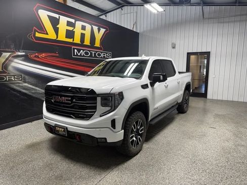 Used 2025 GMC Sierra 1500 AT4 w/ AT4 Premium Package AWD/4WD image 1