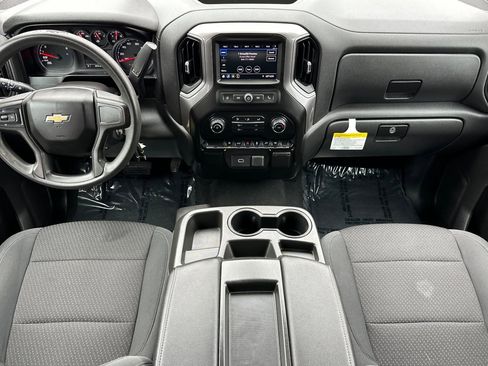 Used 2020 Chevrolet Silverado 1500 Custom w/ Custom Value Package image 13