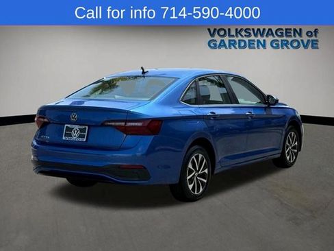Used 2022 Volkswagen Jetta S w/ IQ.Drive Package FWD image 6