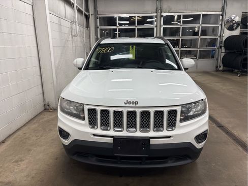 Used 2016 Jeep Compass High Altitude FWD image 4