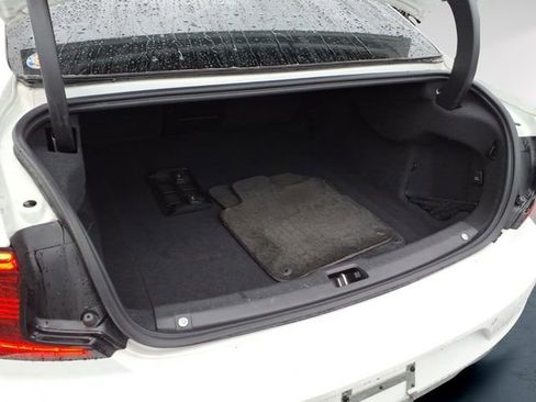 Used 2022 Volvo S90 B6 Inscription w/ Advanced Package image 9