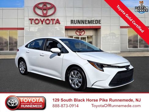 Certified 2026 Toyota Corolla LE FWD image 1