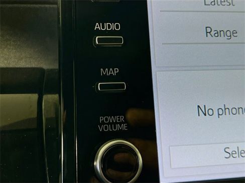 Used 2023 Toyota Camry XSE image 13