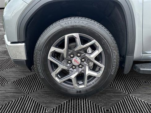 New 2025 GMC Sierra 1500 SLT w/ SLT Premium Package image 14