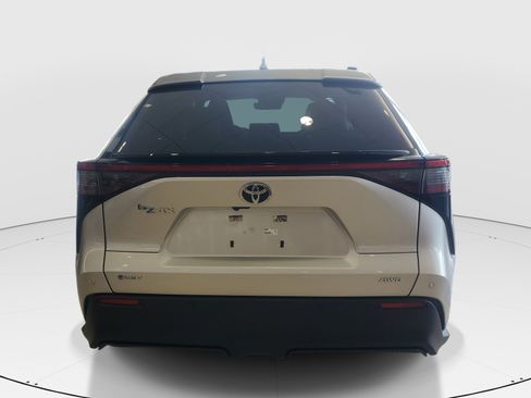 Certified 2024 Toyota bZ4X AWD image 4
