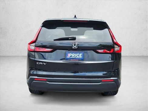 Used 2023 Honda CR-V LX image 7