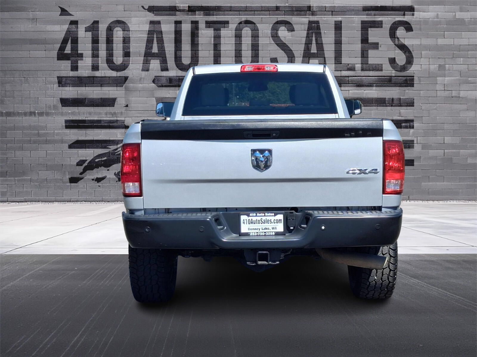 Used 2017 RAM 2500 Tradesman w/ Popular Equipment Group AWD/4WD image 4