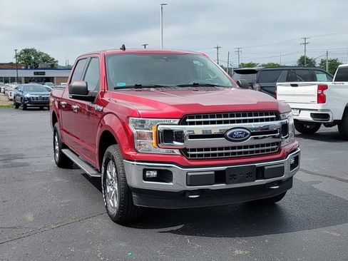 Used 2019 Ford F150 XLT w/ Equipment Group 302A Luxury AWD/4WD image 4
