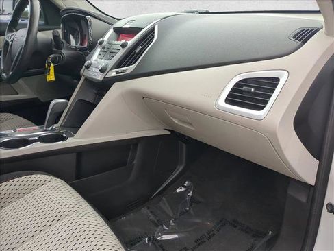 Used 2011 GMC Terrain SLE image 22