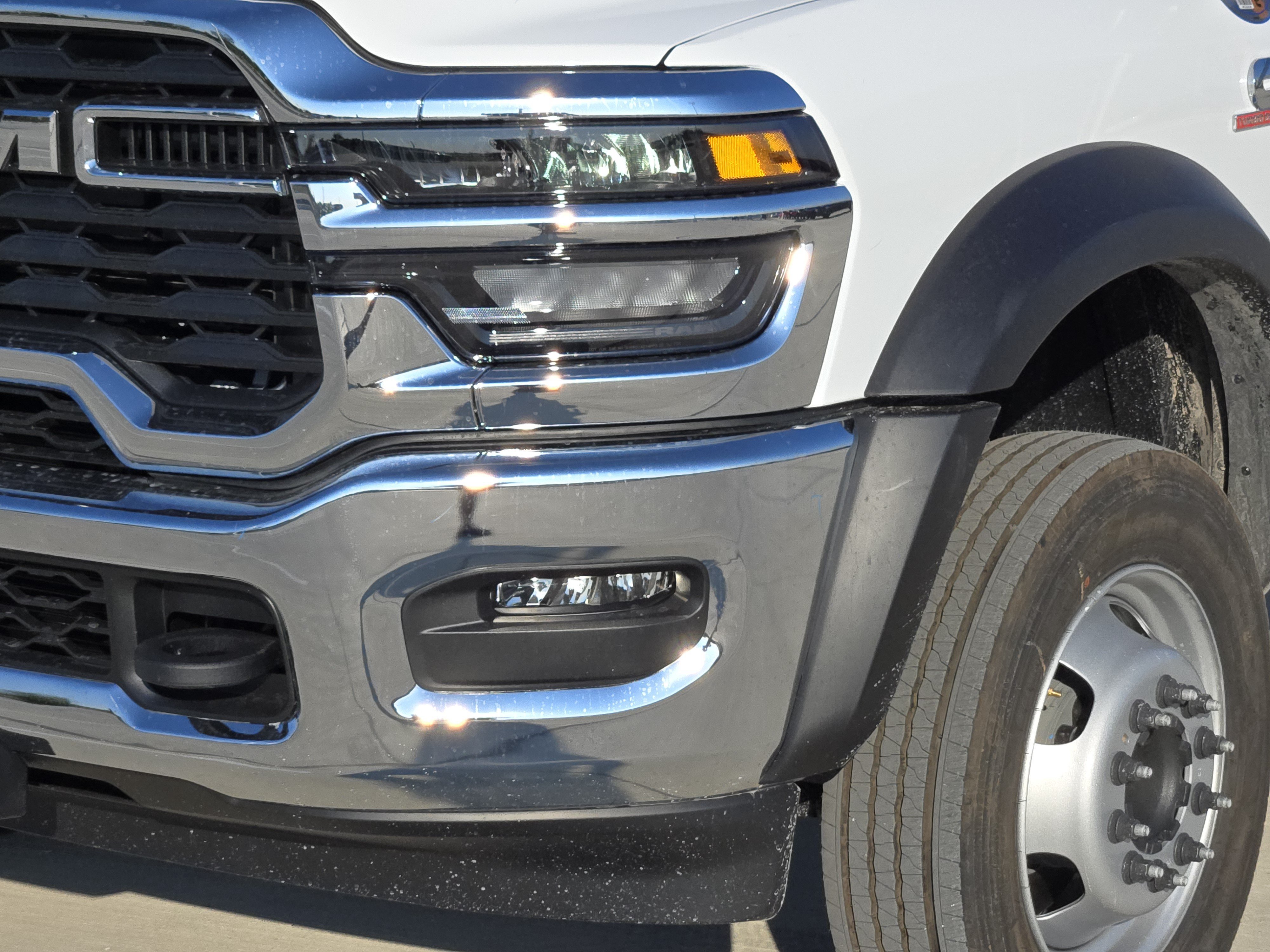 New 2026 RAM 5500 Tradesman w/ Chrome Appearance Group AWD/4WD image 6