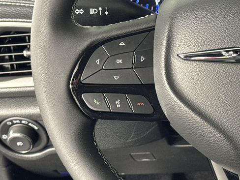 New 2026 Chrysler Pacifica Select w/ S Appearance Package image 14