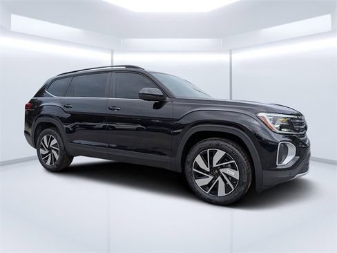 New 2026 Volkswagen Atlas SE image 1