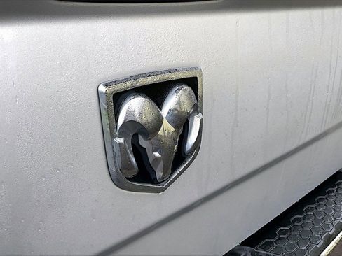 Used 2016 RAM 2500 Laramie w/ Convenience Group image 11