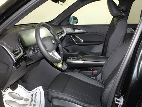 Used 2025 BMW X1 xDrive28i w/ Convenience Package image 28