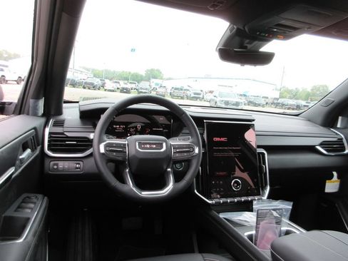 New 2027 GMC Acadia Elevation w/ Elevation Premium Package FWD image 13