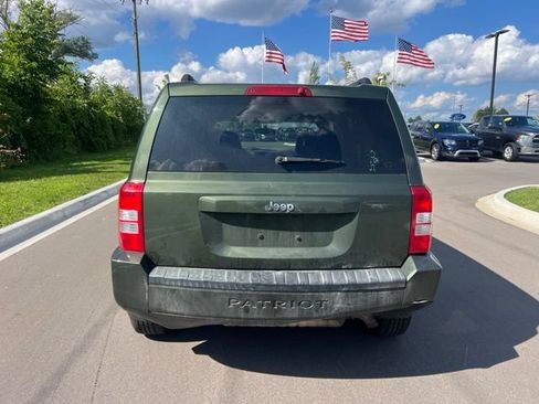 Used 2008 Jeep Patriot Sport FWD image 6