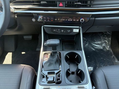 New 2026 Kia Carnival SX Prestige image 11