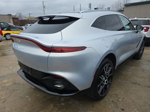 Used 2021 Aston Martin DBX image 2