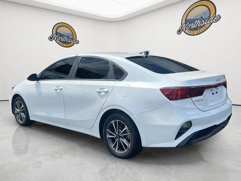 Used 2023 Kia Forte LXS FWD image 7