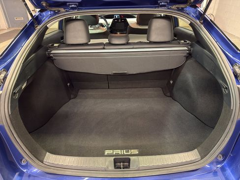 Used 2016 Toyota Prius Four image 30