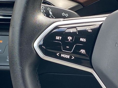 Certified 2023 Volkswagen ID.4 Pro image 7