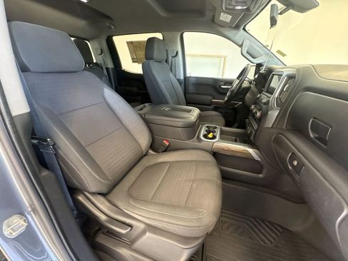 Used 2021 Chevrolet Silverado 1500 LT Trail Boss w/ Convenience Package II AWD/4WD image 29