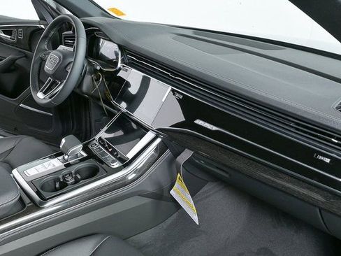 New 2026 Audi Q8 Premium Plus image 25