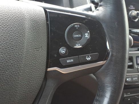 Used 2019 Honda Pilot Touring image 18