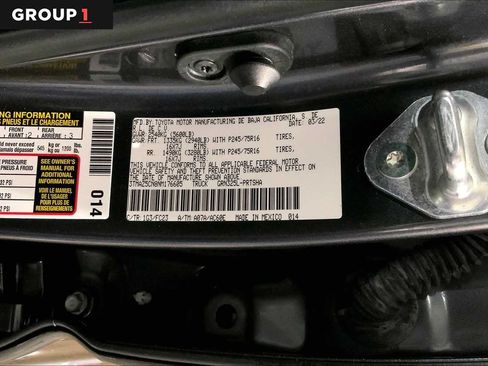 Used 2022 Toyota Tacoma SR5 w/ Technology Package RWD image 37