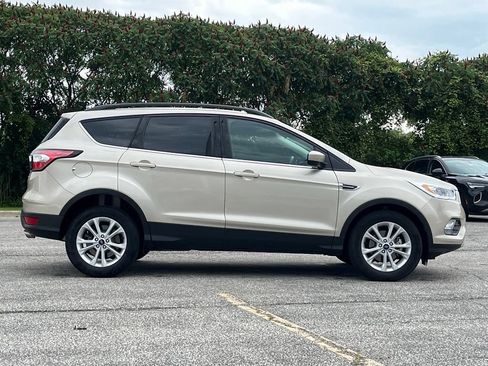 Used 2018 Ford Escape SEL FWD image 8