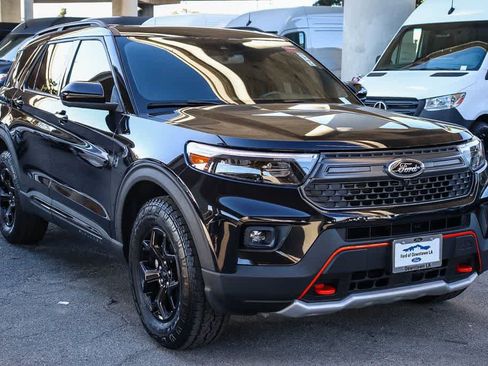 Used 2023 Ford Explorer Timberline w/ Timberline Technology Package image 3
