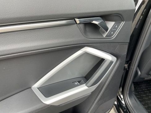 Used 2022 Audi Q3 2.0T Premium image 33