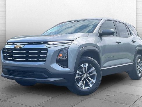 Used 2026 Chevrolet Equinox LT FWD image 12