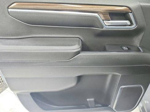 Used 2024 Chevrolet Silverado 1500 RST AWD/4WD image 39