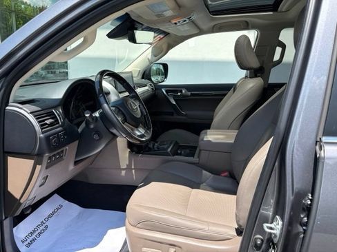 Used 2023 Lexus GX 460 Premium w/ Premium Plus Package AWD/4WD image 10