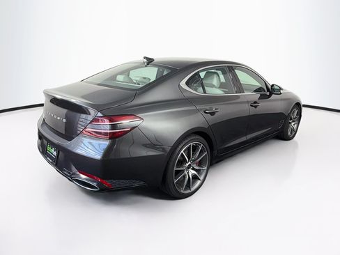 Used 2025 Genesis G70 2.5T RWD image 9