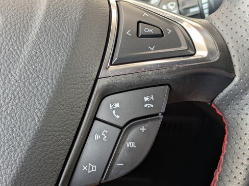 Certified 2024 Ford Edge ST-Line AWD/4WD image 27