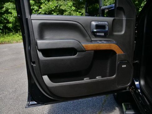 Used 2019 Chevrolet Silverado 3500 LTZ w/ Duramax Plus Package AWD/4WD image 23