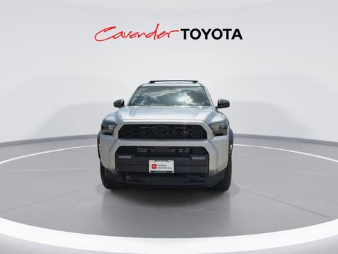 Certified 2025 Toyota 4Runner TRD Off-Road AWD/4WD image 3