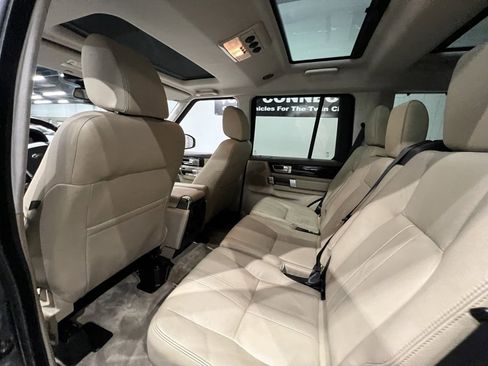 Used 2016 Land Rover LR4 HSE image 22