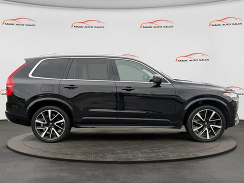 Used 2021 Volvo XC90 T6 Momentum w/ Advanced Package AWD/4WD image 6