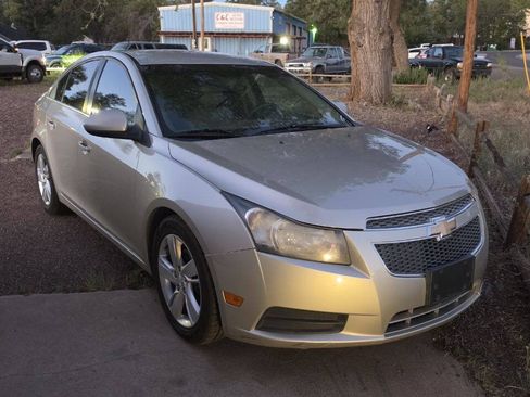 Used 2014 Chevrolet Cruze Diesel FWD image 14