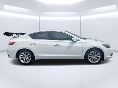 Used 2016 Acura ILX FWD image 2