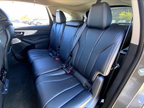 Used 2025 Acura MDX SH-AWD w/ Technology Package image 18